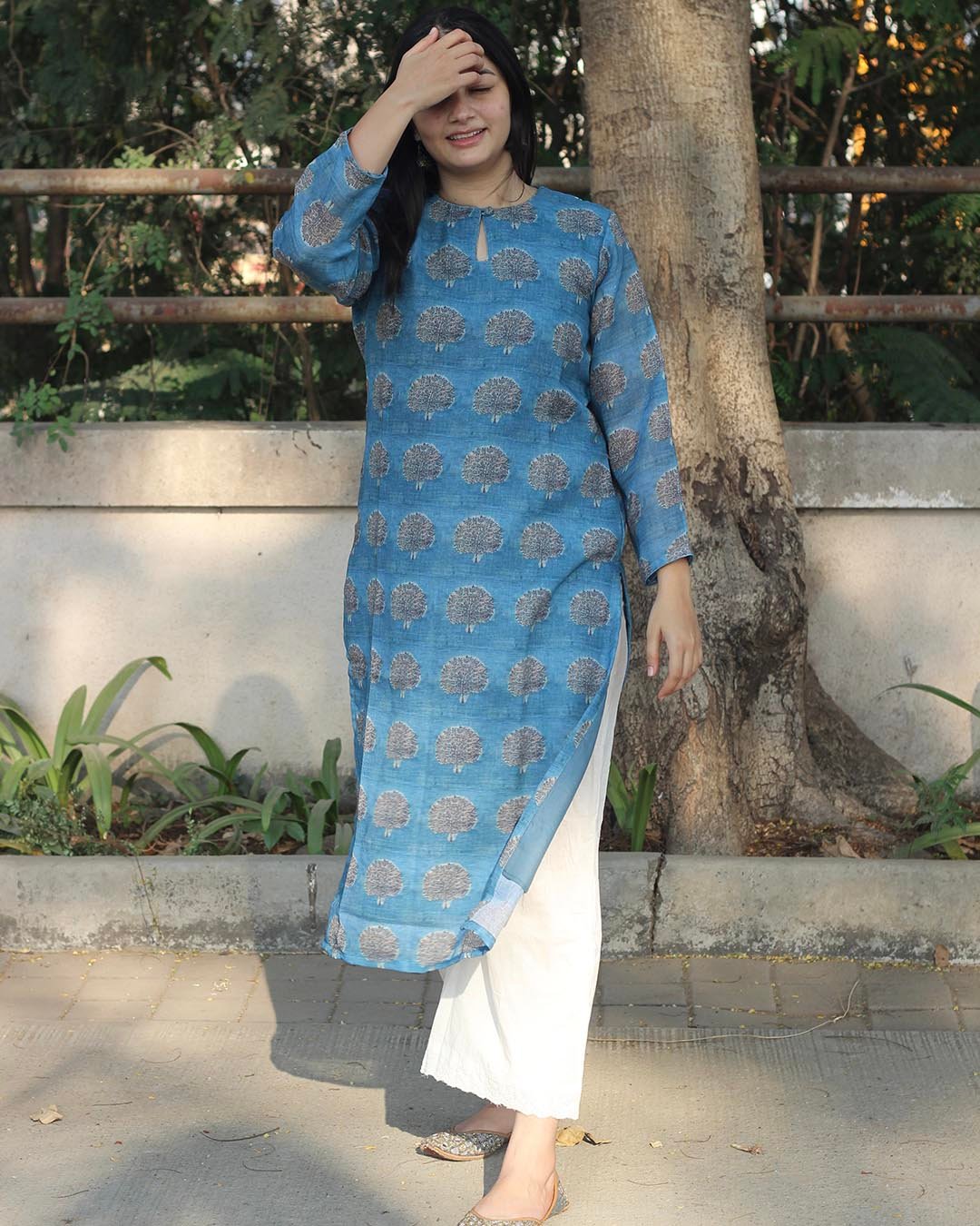 Mystic blue Printed Linen kurta with Lining